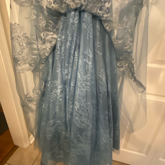 Colette Mon Cheri Gown Blue Size 2 - Picture 5 of 8